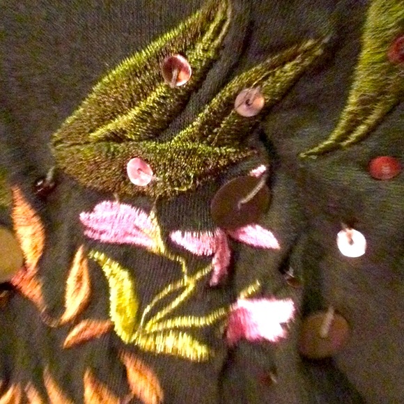 GOTHIC BOHO FLORAL TOP - Picture 4 of 4